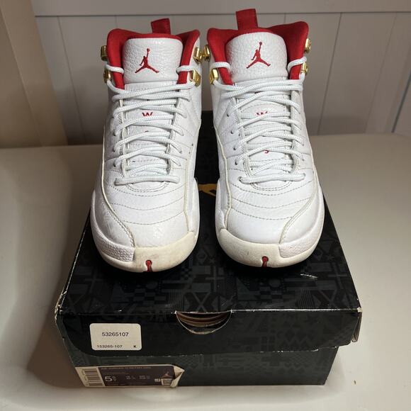Size 5.5Y - Air Jordan 12 Retro FIBA (GS) - Picture 9 of 9